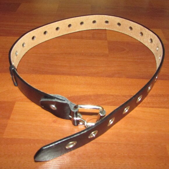 Black Genuine Leather Grommet Belt - Small - Picture 2 of 10